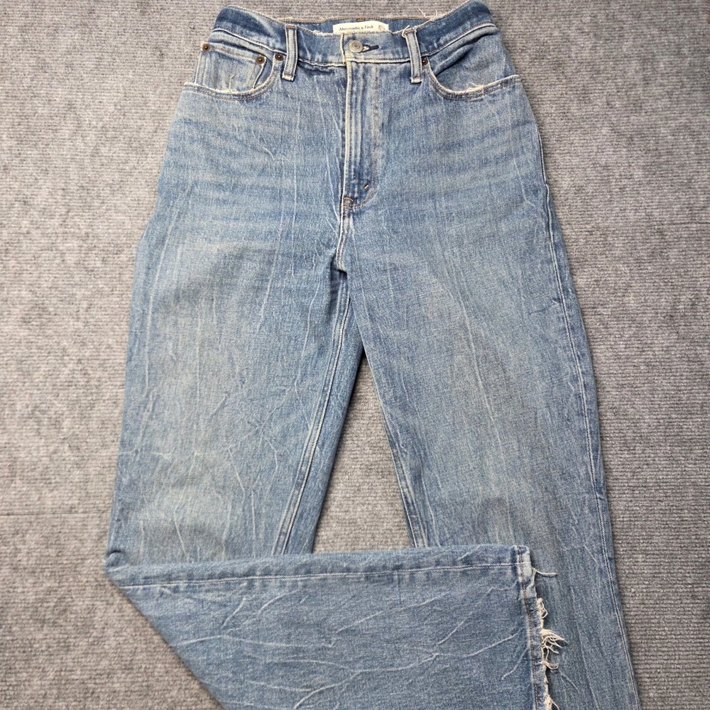 Abercrombie & Fitch Curve Love 90s Straight Ultra High Rise Jeans Blue 25/0R